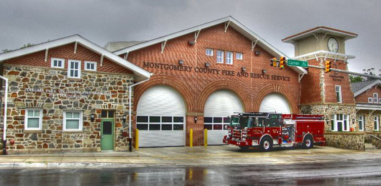 Engine 702 in front of Station 2